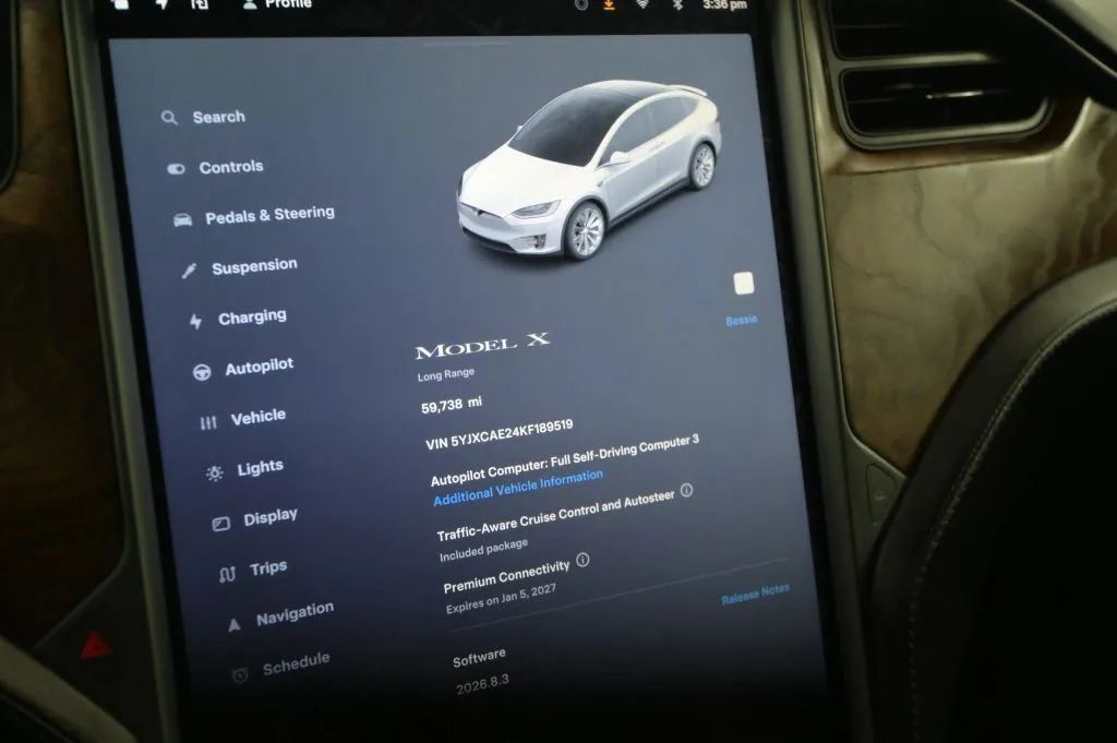 Used 2019 Tesla Model X Long Range AWD/4WD image 29