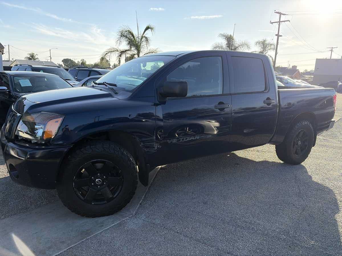 Used 2008 Nissan Titan XE RWD image 2