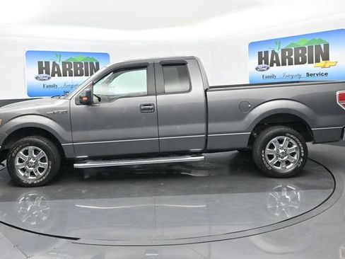 Used 2014 Ford F150 XLT w/ XLT Chrome Package image 2