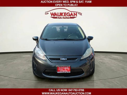 Used 2011 Ford Fiesta SE w/ 203A Rapid Spec Order Code FWD image 2