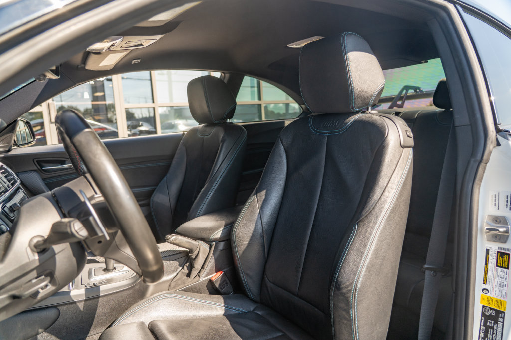 Used 2018 BMW M2 RWD image 17