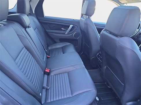 Used 2025 Land Rover Discovery Sport S image 13