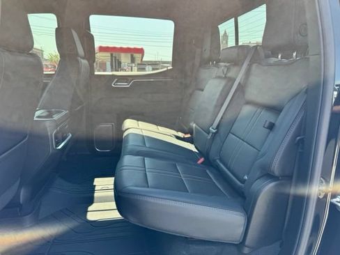 Used 2026 Chevrolet Silverado 1500 High Country w/ Midnight Edition AWD/4WD image 10