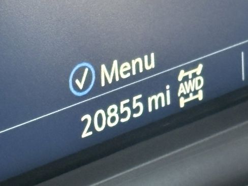 Used 2025 Cadillac XT5 Premium Luxury image 22