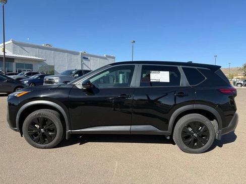 Used 2022 Nissan Rogue SV FWD image 10