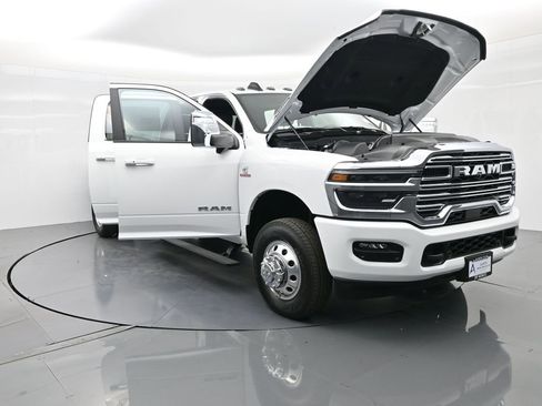 New 2026 RAM 3500 Laramie image 31