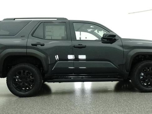 New 2026 Toyota 4Runner SR5 image 23