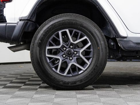 Used 2024 Jeep Wrangler Sahara w/ Technology Group image 44