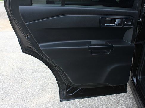 Used 2022 Ford Explorer 4WD Police Interceptor w/ Ultimate Wiring Package image 35