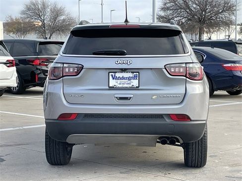 Used 2018 Jeep Compass Limited w/ Navigation Group image 5