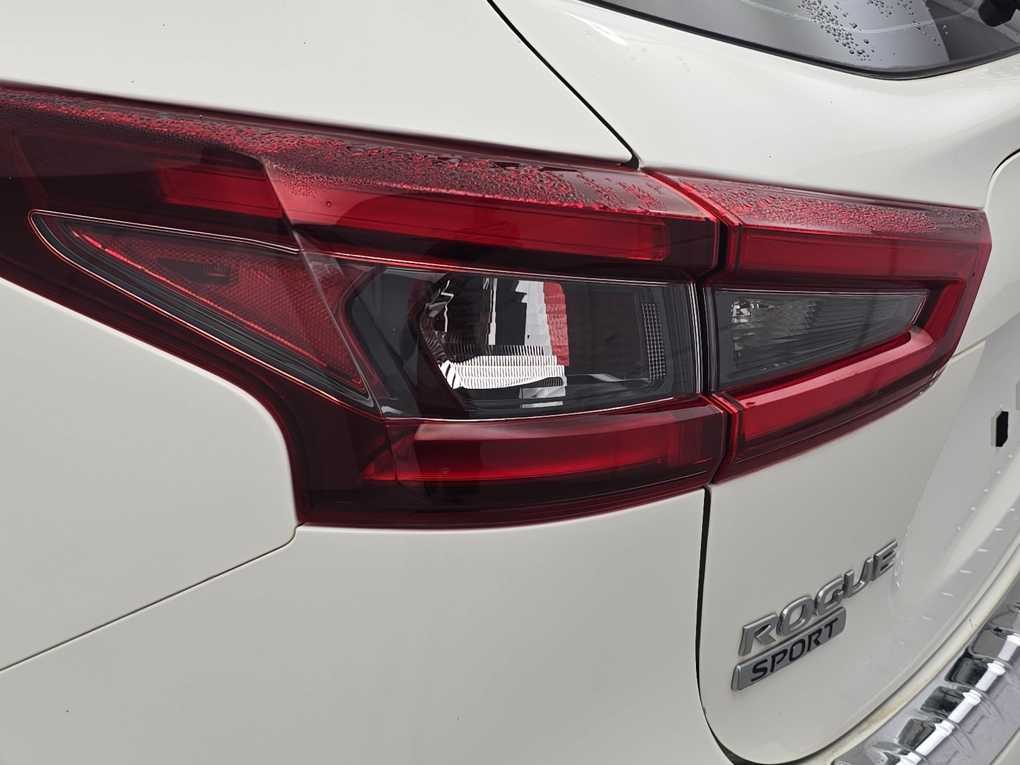 Used 2020 Nissan Rogue Sport S w/ Appearance Package FWD image 33