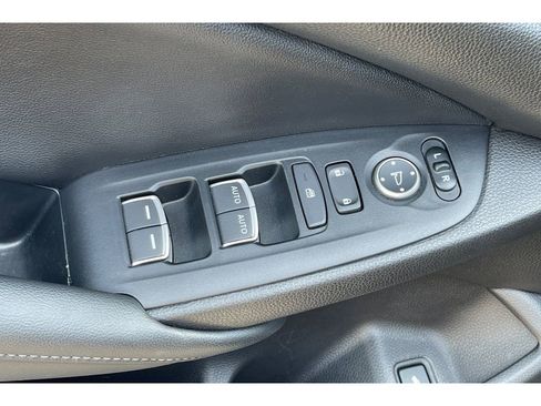 Used 2022 Honda Accord Sport image 12