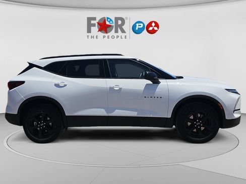 Used 2023 Chevrolet Blazer LT w/ Convenience Package FWD image 6