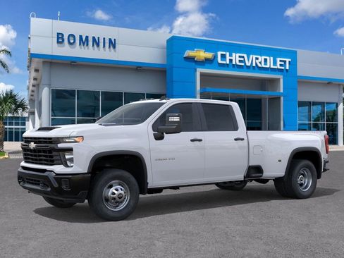 New 2026 Chevrolet Silverado 3500 W/T image 3