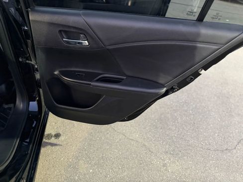 Used 2015 Honda Accord Sport image 22