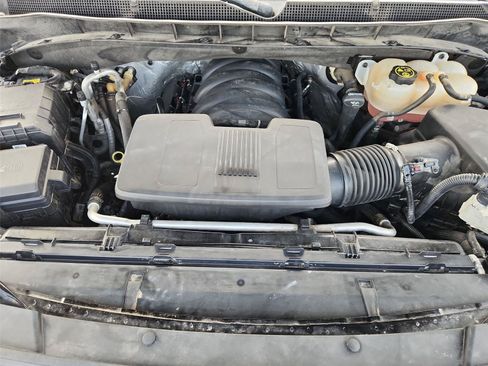 Used 2021 Chevrolet Suburban RST w/ Rear Media and Nav Package RWD image 31