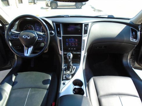 Used 2021 INFINITI Q50 Luxe image 13