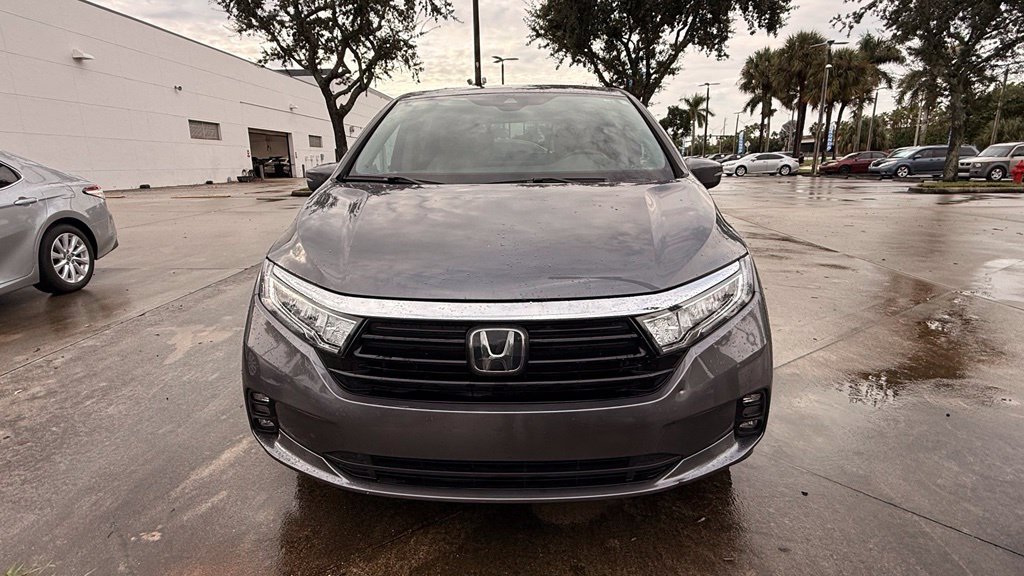 Used 2023 Honda Odyssey EX-L image 3