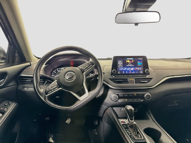 Used 2021 Nissan Altima 2.5 SR FWD image 16