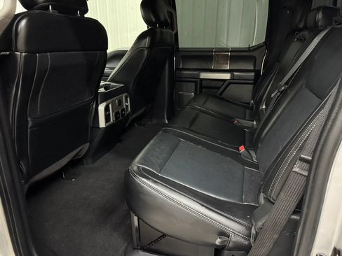 Used 2019 Ford F250 Lariat w/ Chrome Package AWD/4WD image 12