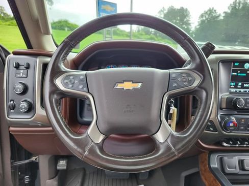 Used 2019 Chevrolet Silverado 2500 High Country w/ Duramax Plus Package AWD/4WD image 33