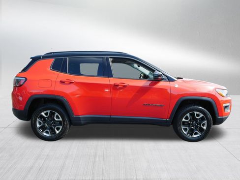 Used 2018 Jeep Compass Trailhawk w/ Leather Interior Group AWD/4WD image 8
