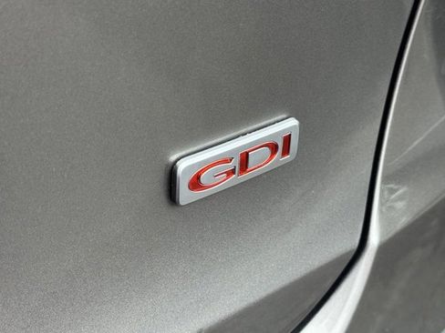 Certified 2018 Kia Sorento LX image 4