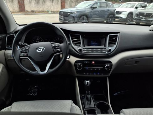 Used 2017 Hyundai Tucson Sport FWD image 18