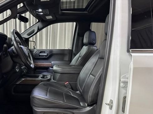 Used 2021 Chevrolet Silverado 1500 High Country w/ Technology Package AWD/4WD image 29