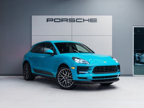 Certified 2019 Porsche Macan AWD/4WD image 9