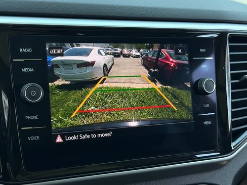 Certified 2023 Volkswagen Atlas SEL AWD/4WD image 33