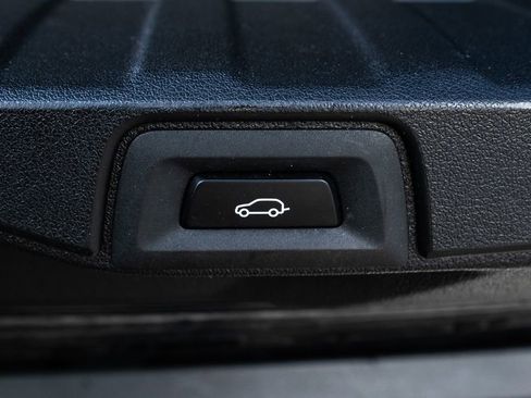 Used 2023 BMW X5 xDrive40i w/ Parking Assistance Package image 44