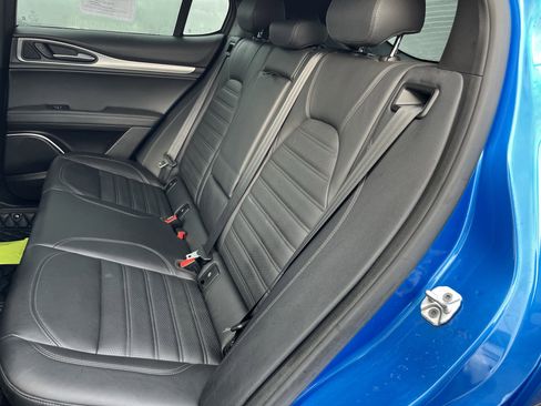 Used 2018 Alfa Romeo Stelvio Ti Sport image 16