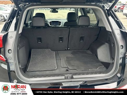 Certified 2024 GMC Terrain SLT FWD image 10
