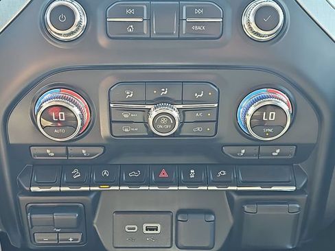Used 2020 GMC Sierra 1500 Elevation AWD/4WD image 20