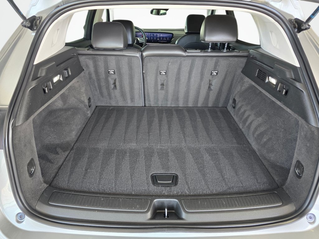 Used 2024 Buick Envision Preferred AWD/4WD image 16