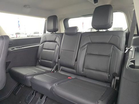 New 2026 Lincoln Navigator L Reserve AWD/4WD image 21