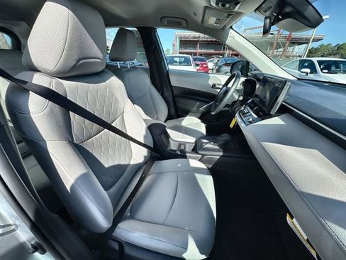 New 2026 Toyota Corolla Cross L image 33