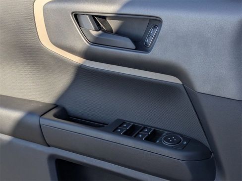 Used 2025 Ford Bronco Sport Big Bend image 14