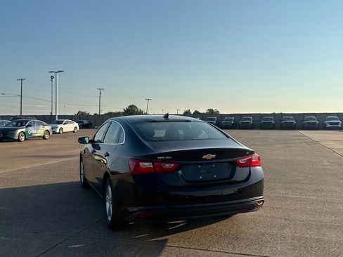 Used 2025 Chevrolet Malibu LT FWD image 19