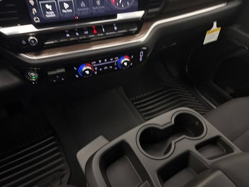 New 2026 GMC Sierra 1500 Elevation AWD/4WD image 14
