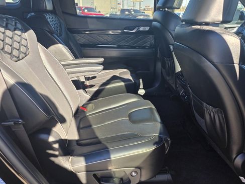 Used 2021 Hyundai Palisade Calligraphy image 16