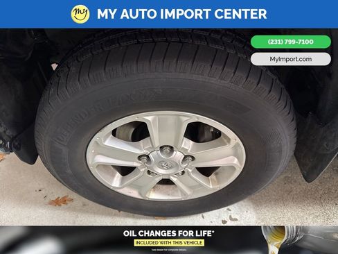 Used 2020 Toyota Tundra SR5 image 9