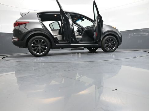 Used 2019 Kia Sportage EX w/ EX Sport Appearance Package AWD/4WD image 46