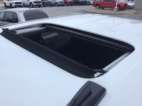 Used 2025 Chevrolet Silverado 1500 RST w/ Convenience Package II image 27