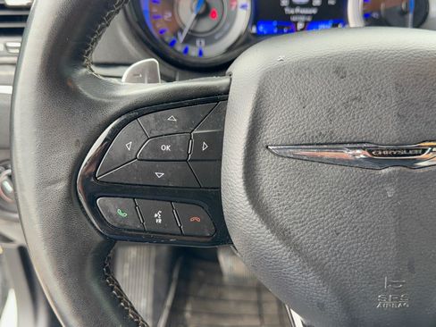 Used 2020 Chrysler 300 S RWD image 18