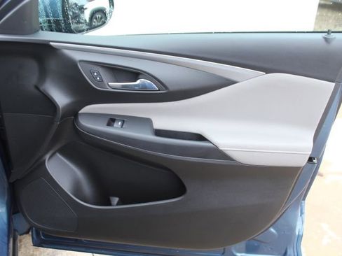 Used 2024 Buick Envista Avenir image 37