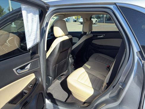 Used 2020 Ford Edge SEL w/ Convenience Package image 11