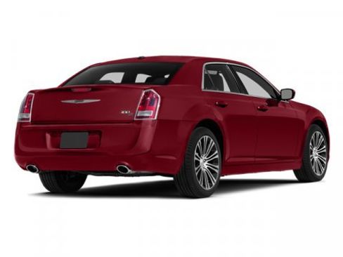 Used 2014 Chrysler 300 S image 5