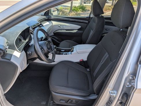 Used 2024 Hyundai Tucson SEL image 2